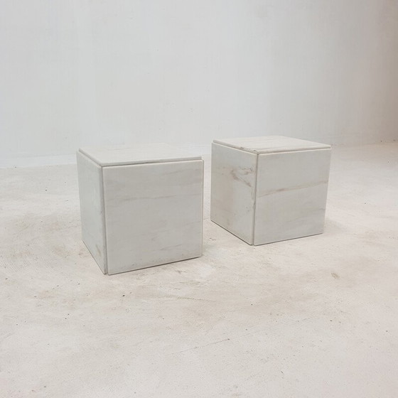 Image 1 of Paire de tables d'appoint en marbre, Italie 1980