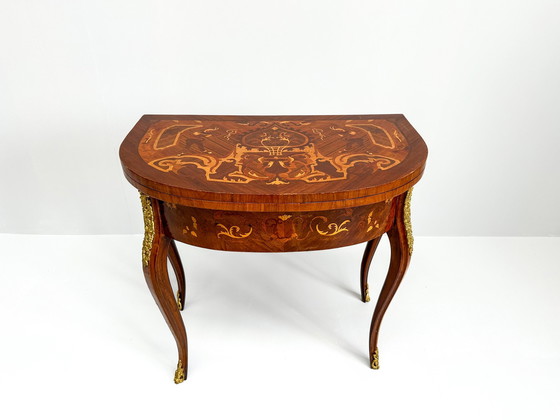 Image 1 of Table de jeu italienne en bois marqueté - 20ème siècle