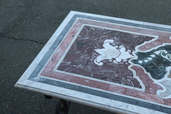 Image 1 of Table en fer avec plateau en marbre, Italie 1980S