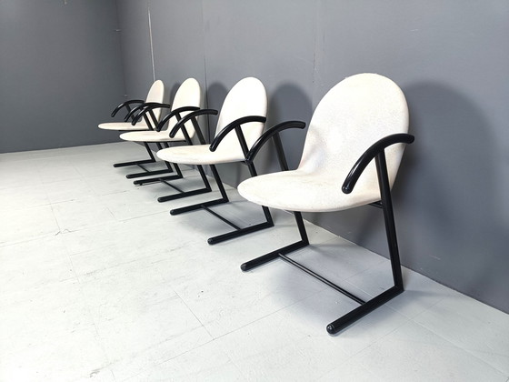 Image 1 of Chaises de salle à manger postmodernes, 1980S