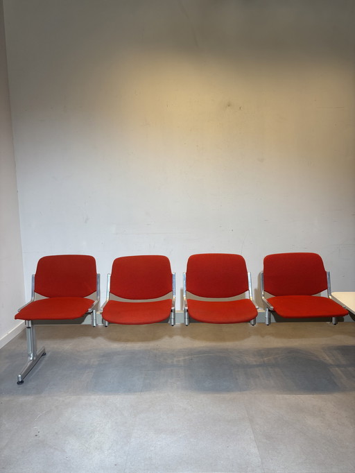 Giancarlo Piretti pour le banc Castellini