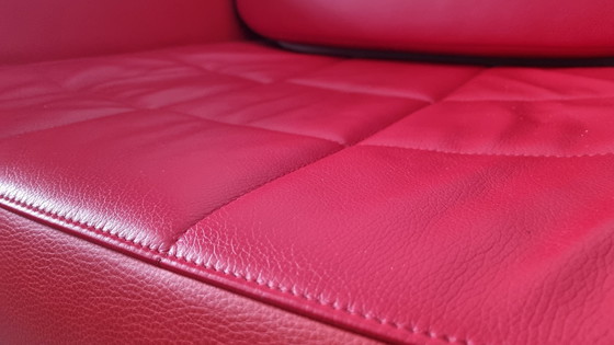 Image 1 of Chaise en cuir rouge Sitland