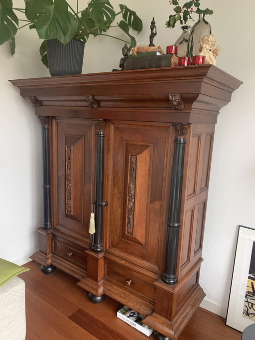 Armoire Groenlose Kollomen