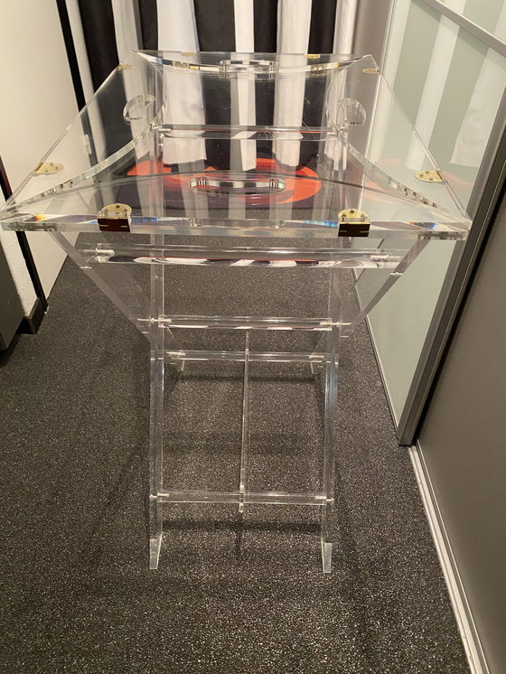 Image 1 of Table d'appoint en verre acrylique au design vintage