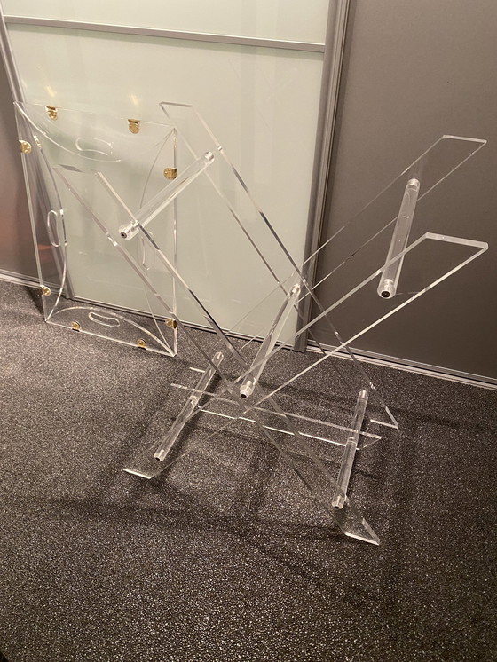 Image 1 of Table d'appoint en verre acrylique au design vintage