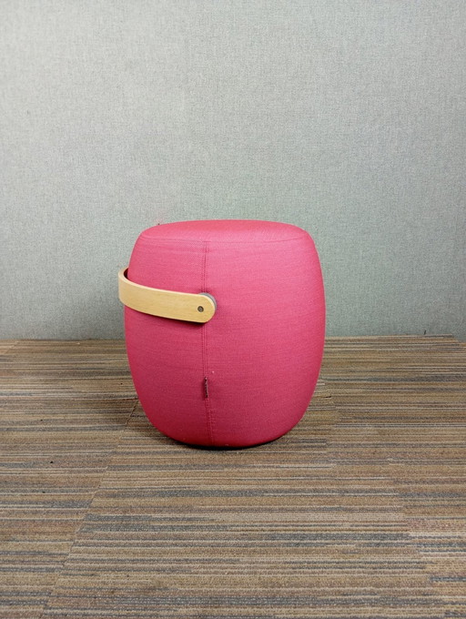 1X Offecct Carry On Pouf