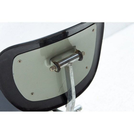 Image 1 of Fauteuil de bureau pivotant industriel vintage par Kovona, 1950s