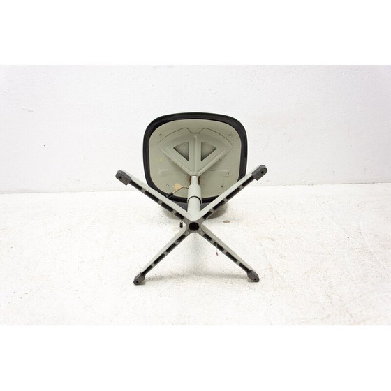 Image 1 of Fauteuil de bureau pivotant industriel vintage par Kovona, 1950s
