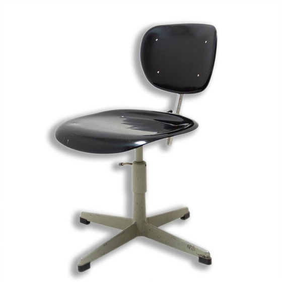 Image 1 of Fauteuil de bureau pivotant industriel vintage par Kovona, 1950s