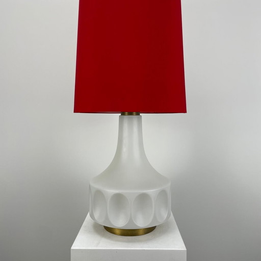 Lampadaire ou lampe de table en verre givré blanc par Peill & Putzler 1960