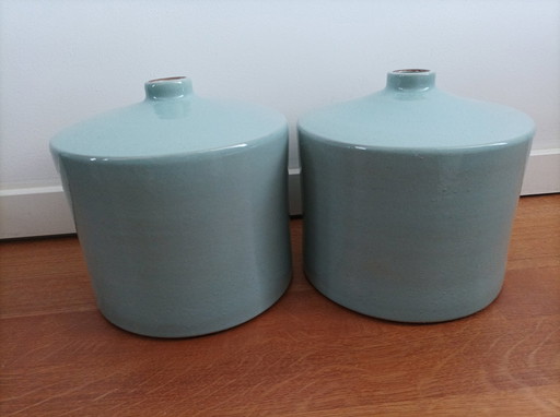 2x Enri Pottery