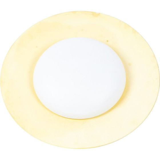 Image 1 of Plafonnier vintage en métal jaune et blanc, Allemagne 1950