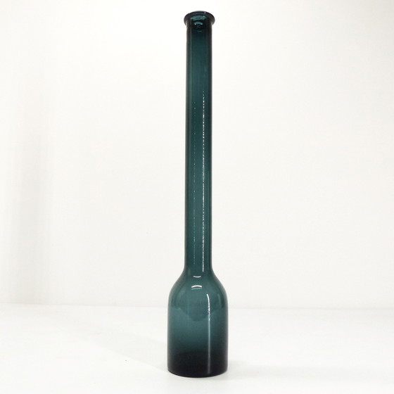 Image 1 of Vase Bouteille En Verre Soufflé Bleu 1960