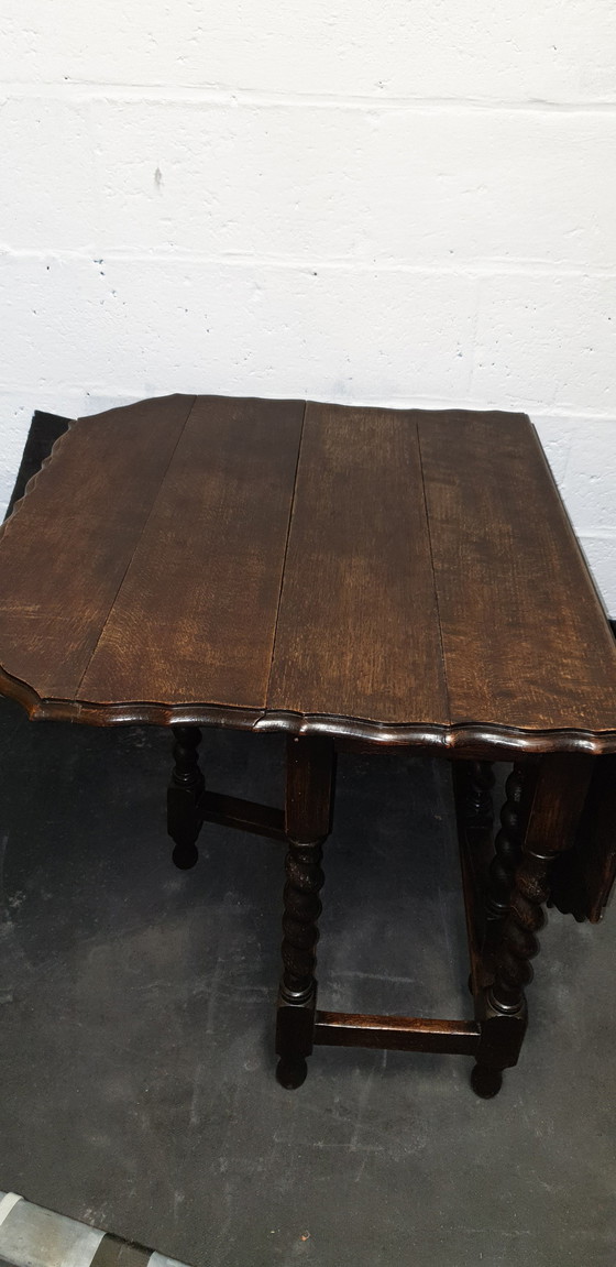 Image 1 of Table à tour suspendue vintage