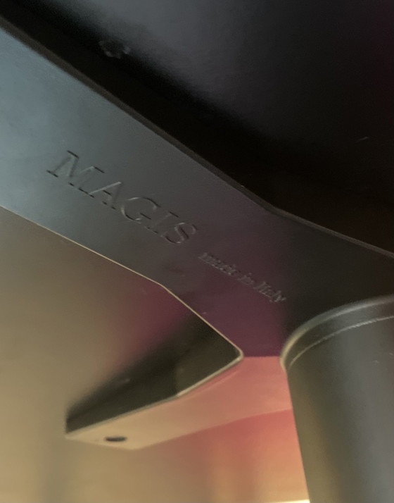 Image 1 of Table One de Magis Design par Konstantin Grcic