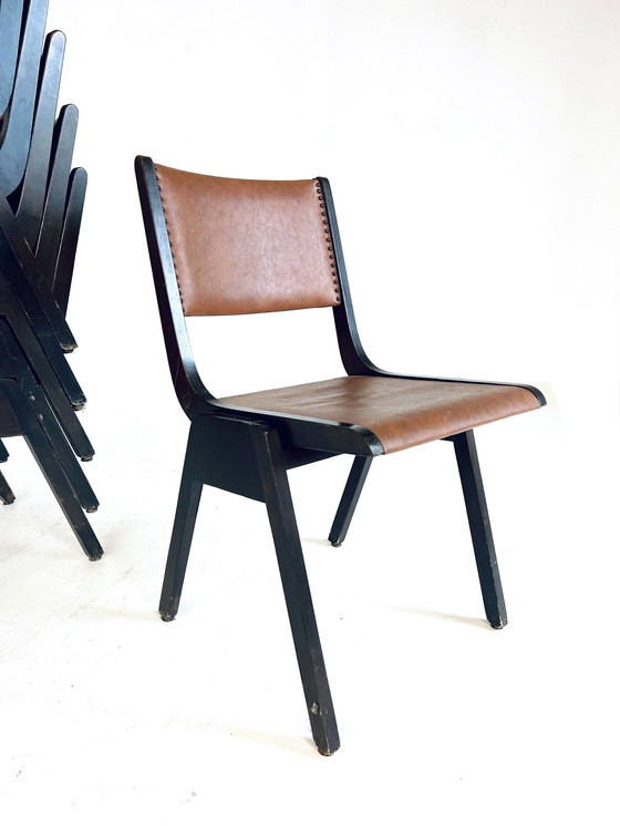 Image 1 of Chaise empilable vintage 1960