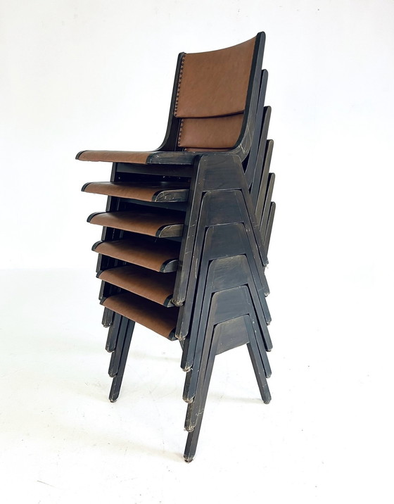 Image 1 of Chaise empilable vintage 1960