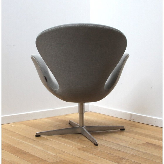Image 1 of Chaise Vintage Swan par Arne Jacobsen pour Fritz Hansen