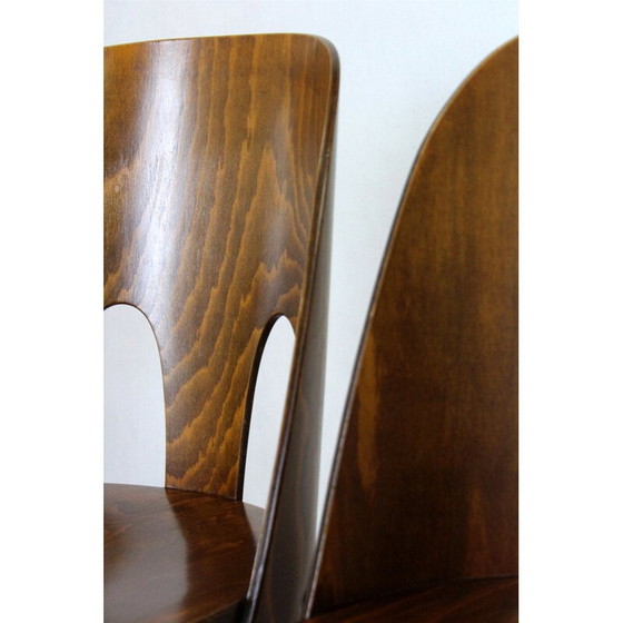 Image 1 of Ensemble de 4 chaises en bois vintage par Oswald Haerdtl pour Ton, Tchécoslovaquie 1950