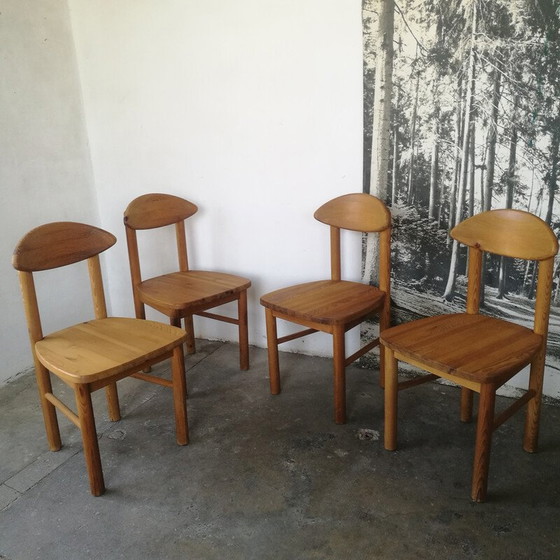 Image 1 of Ensemble de 4 chaises en pin vintage par Rainer Daumiller pour Hirtshals Savværk