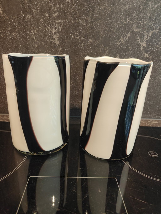 2 Vases en verre d'art italien soufflé à la bouche