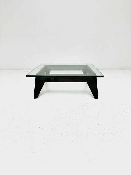 Image 1 of Table basse avec structure en fer et plateau en verre