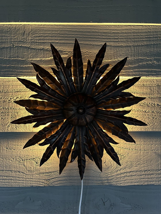 Image 1 of Lampe murale en forme de soleil Mid Century