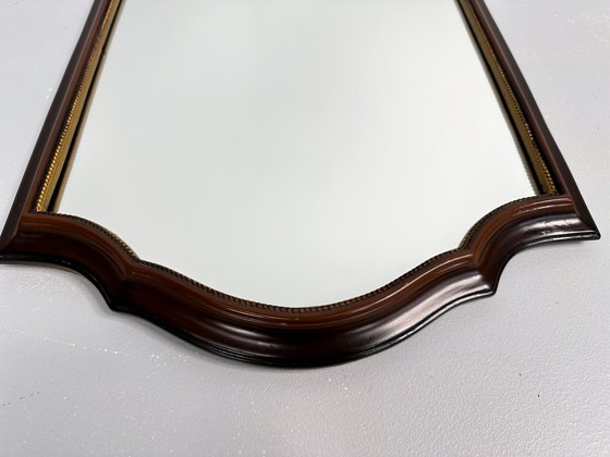 Image 1 of Miroir en bois vintage | Miroir festonné suspendu au mur