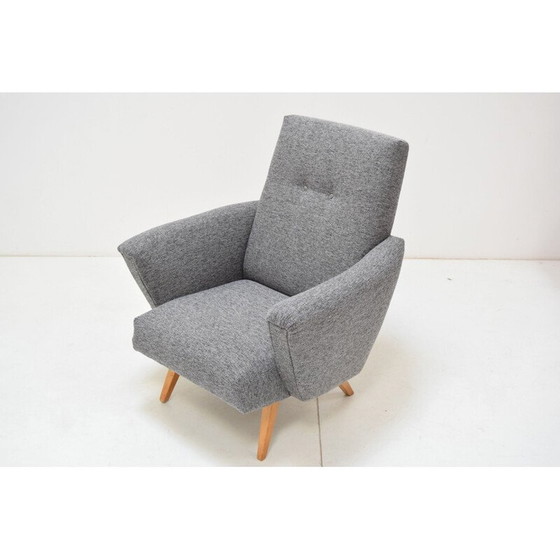Image 1 of Fauteuil vintage en tissu et bois, Tchécoslovaquie 1960