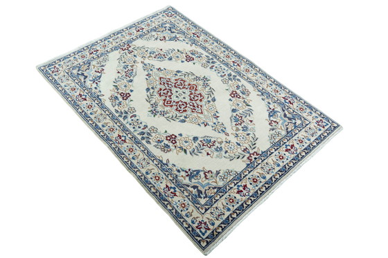 Image 1 of Tapis persan noué à la main Naïn avec soie 128 X 94 cm