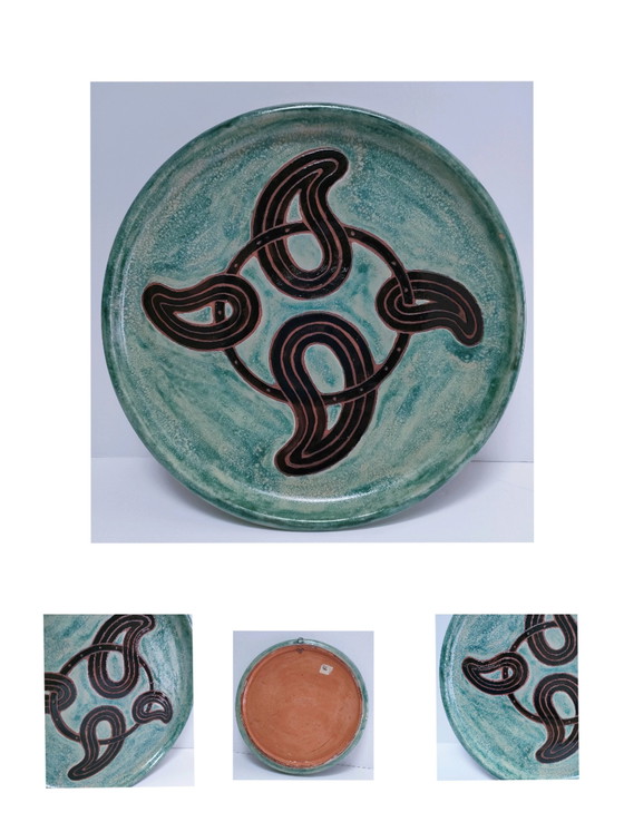 Image 1 of Assiette Terre Cuite Émaillée Signée Vintage