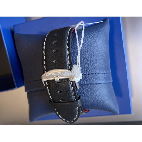 Image 1 of Montre vintage Mauboussin en acier à quartz et cuir