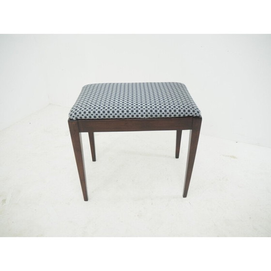 Image 1 of Tabouret en bois du milieu du siècle, Tchécoslovaquie années 1960