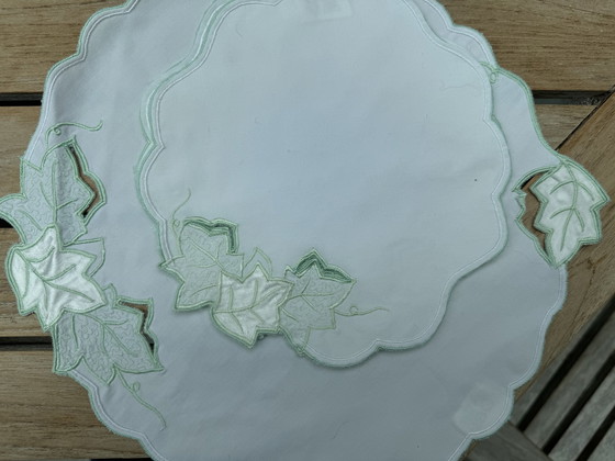 Image 1 of Vintage Set de 75 serviettes brodées