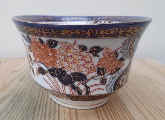 Image 1 of Imari Jardinière Flowerpot