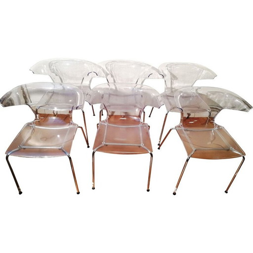 Chaise vintage en plastique transparent