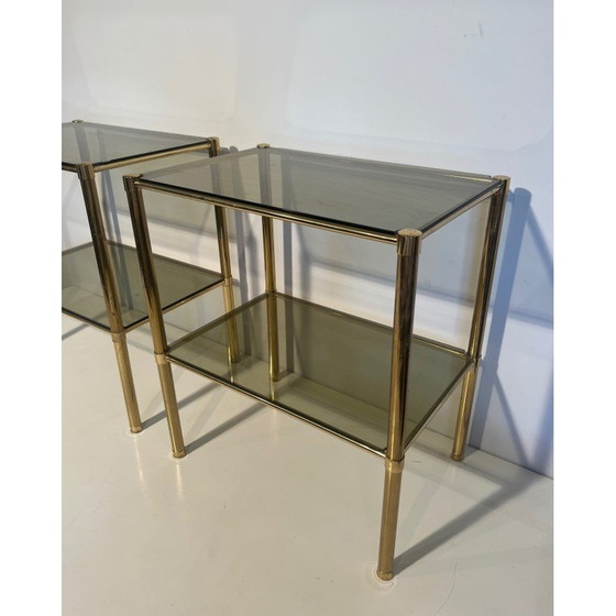 Image 1 of Paire de bouts de canapé vintage en laiton avec dessus en verre fumé, 1960