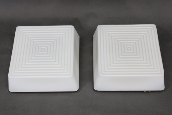 Image 1 of Paire de plafonniers carrés en verre laiteux, Tchécoslovaquie, années 1970