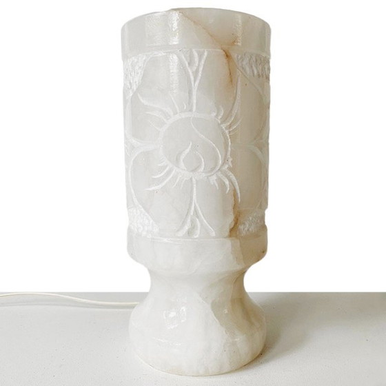 Image 1 of Lampe à poser vintage en pierre naturelle d'albâtre