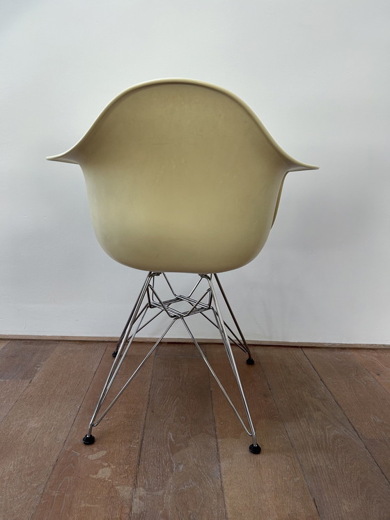 Image 1 of 6x Vitra Eames Dar Chairs avec châssis chromé