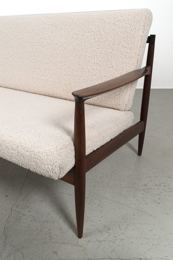 Image 1 of Carl Straub Goldfeder 3 Seater Remis à neuf avec tissu Teddy 67381