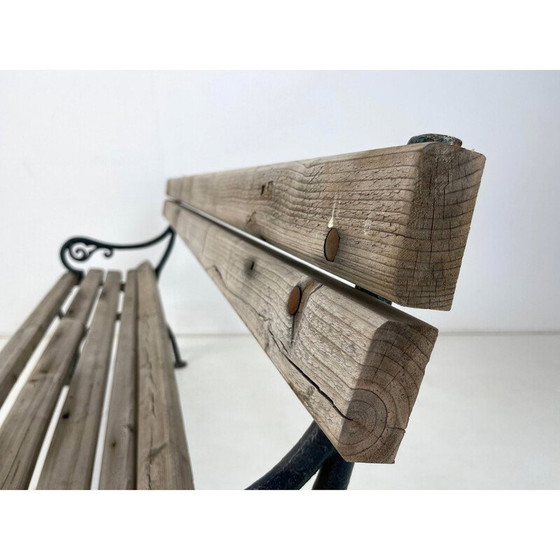 Image 1 of Banc massif en fonte et bois du Mid Century