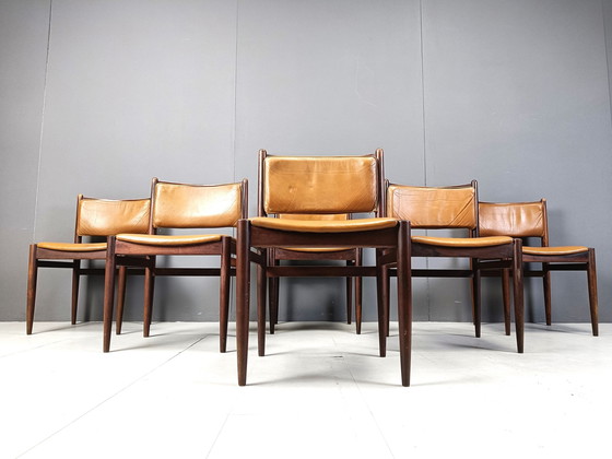 Image 1 of Ensemble de 6 chaises de salle à manger en cuir brésilien, 1970S