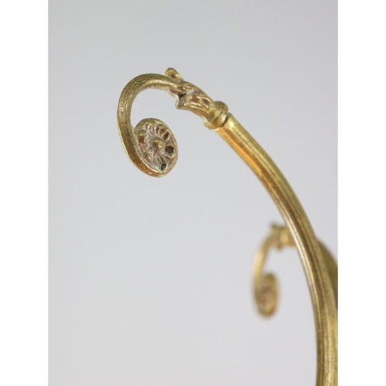 Image 1 of Lustre vintage en laiton et verre opalin, Italie 1920