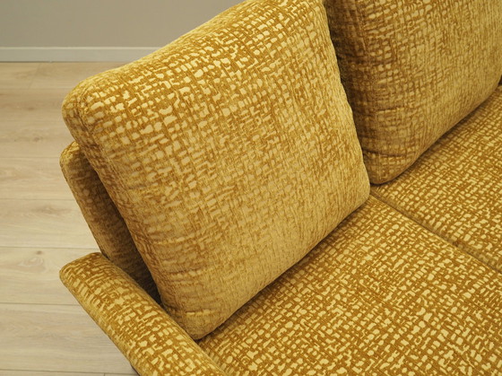 Image 1 of Canapé Mustard, Design danois, 1960S, Designer : Hans Olsen