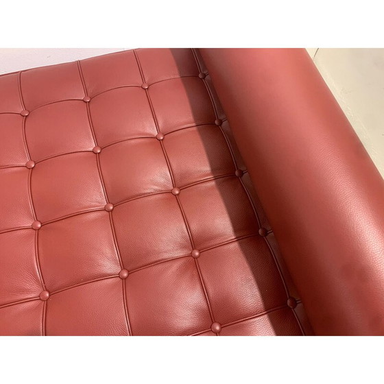 Image 1 of Lit de jour en cuir bordeaux Barcelona vintage par Ludwig Mies van der Rohe pour Knoll, 1990