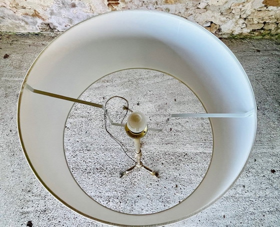 Image 1 of Vintage, Lampadaire avec décor en laiton doré, 1960S