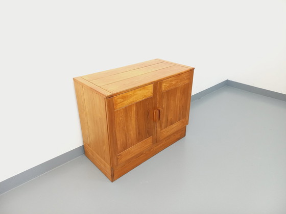 Image 1 of Meuble De Rangement Style Charlotte Perriand Les Arcs Vintage En Pin Des Années 60 70