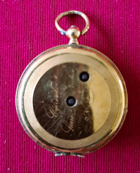 Image 1 of Montre suspendue en or jaune pour dames. Vers 1870