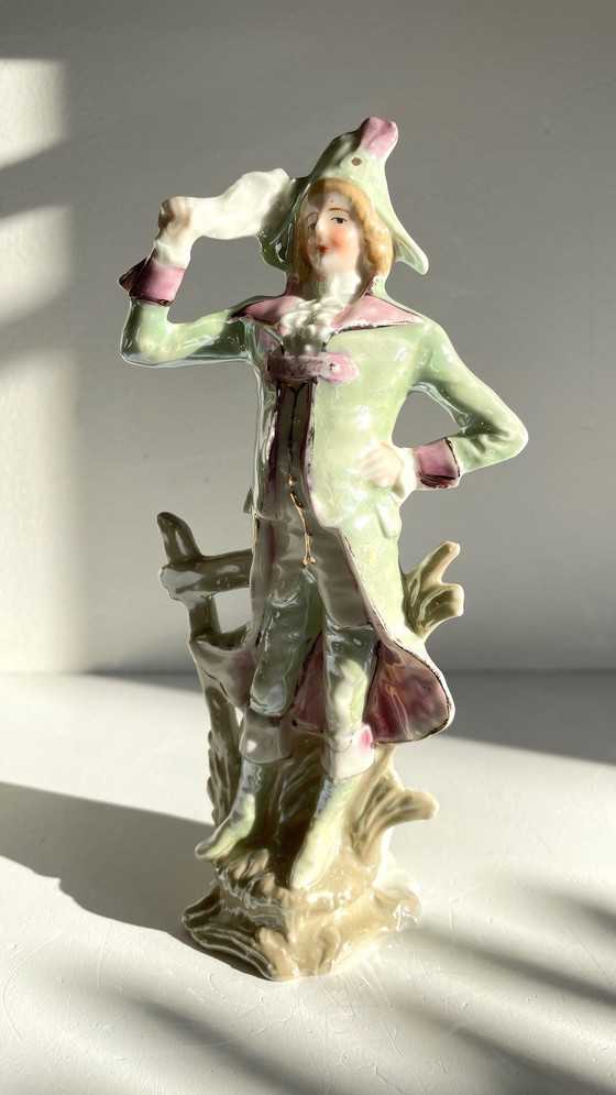 Image 1 of Statuette Révolutionnaire Porcelaine Vintage